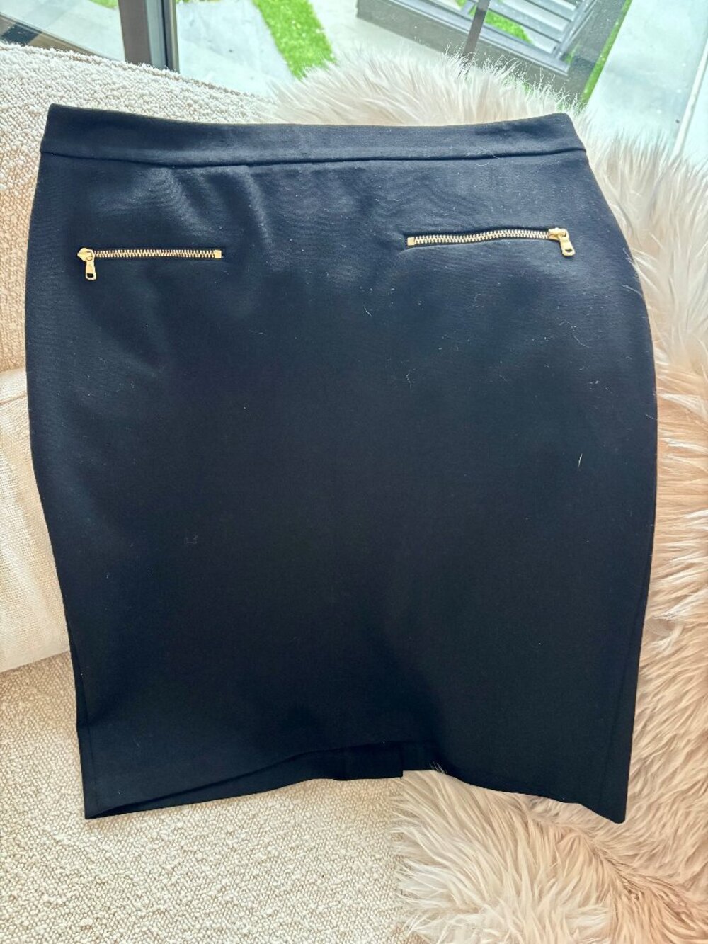 Talbots Petite 4P Black Skirt – Like New Condition